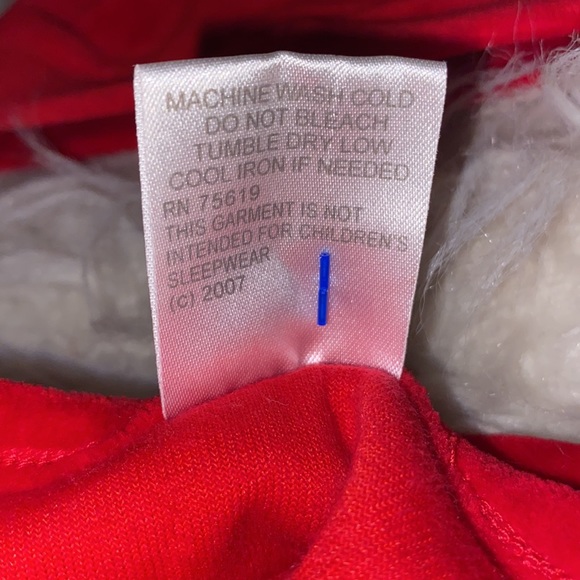 MiniBasik Red “Baby’s 1st Christmas” 2Pc Onesie With Hat. Size: 6 Mo/ 12-16 Lbs - Picture 7 of 7